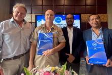 ESTRELLA_Robert Mencel chris Daws_BNBWA