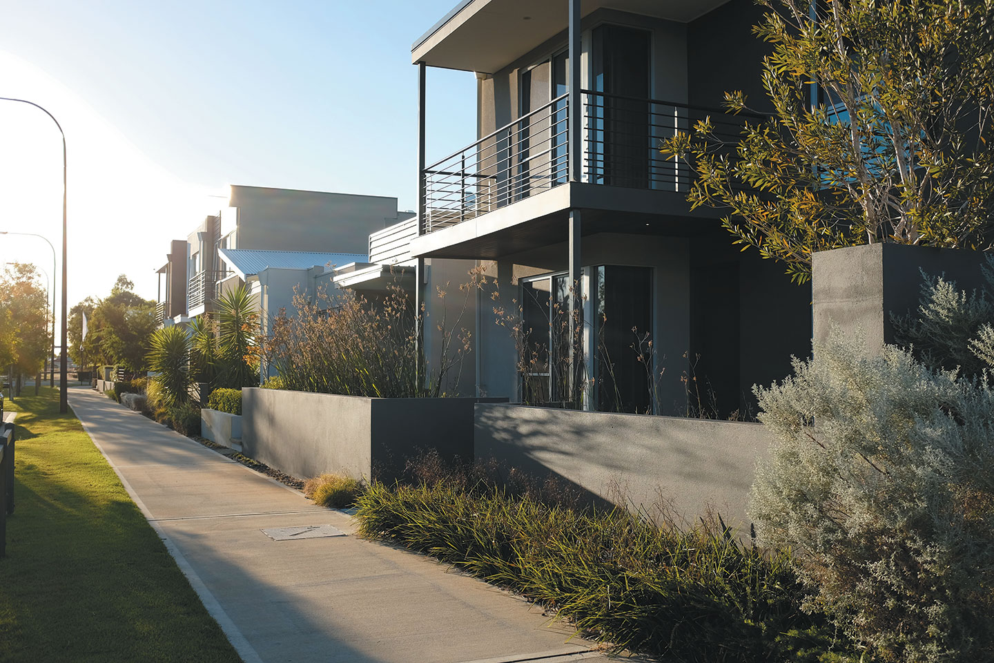 Perth housing affordability up as values slip again