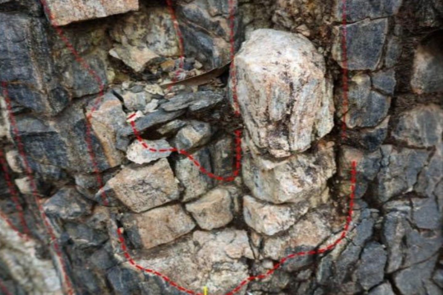 WA Mt Palmer mine shines for Kula, Aurumin with one-ounce gold hits