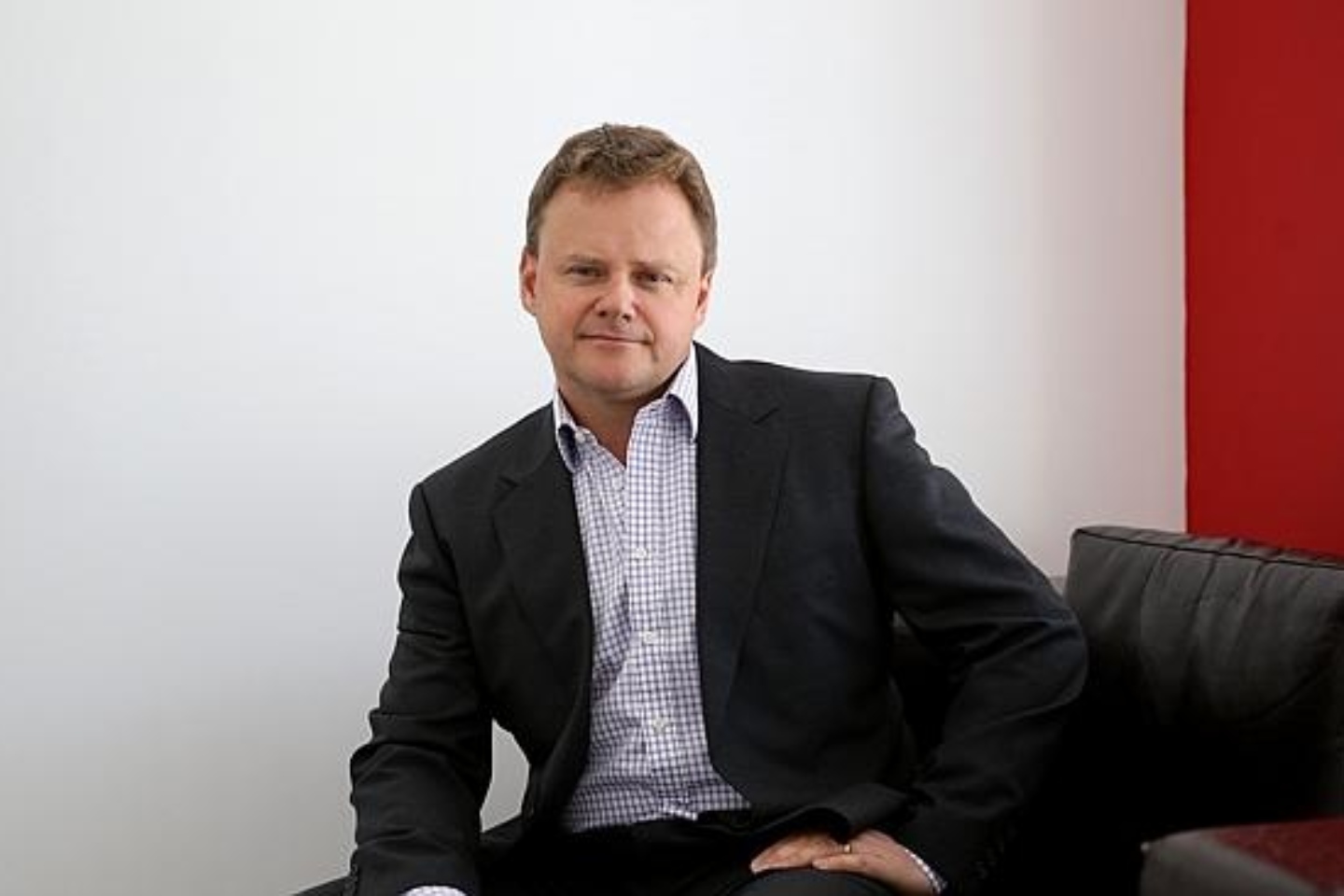 ESTRELLA_ROBERT MENCEL_BNBWA