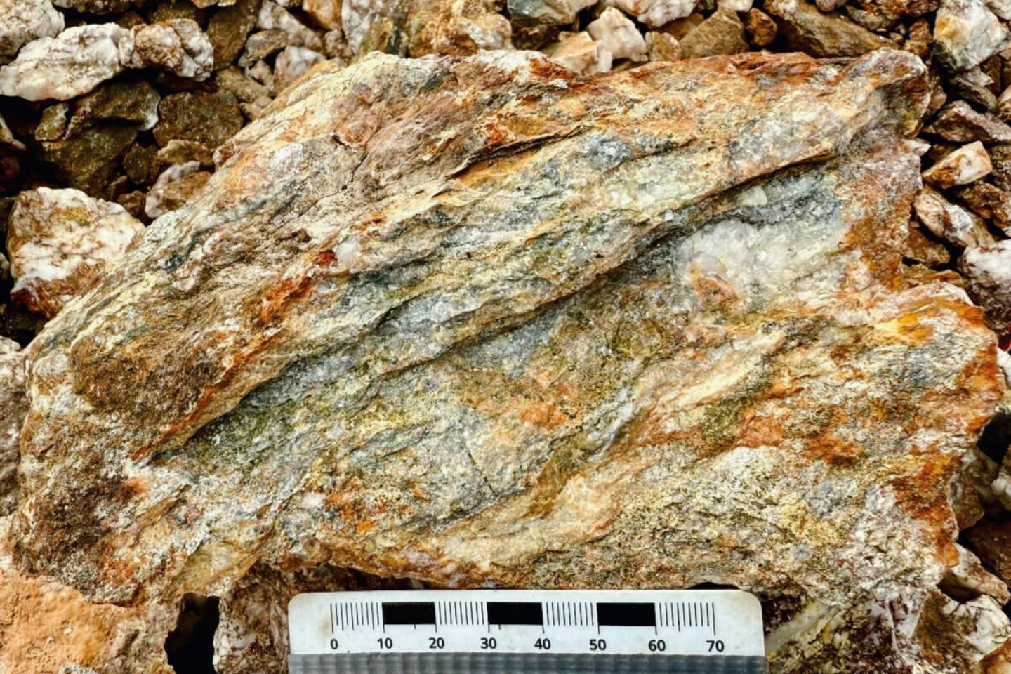 Manhattan_Rock Sample_BNBWA