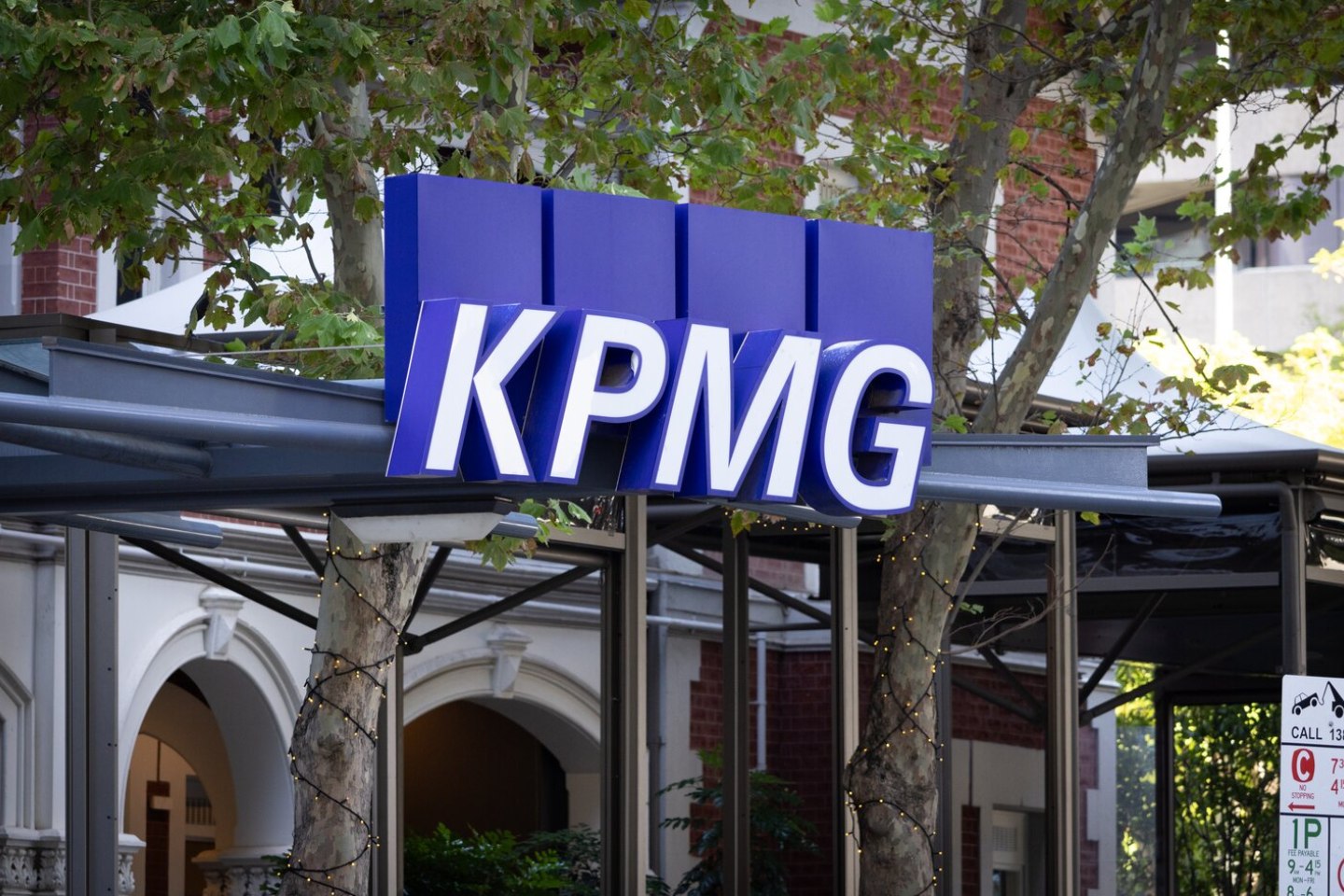 Wider watchdog inquiry launched into consulting firm KPMG