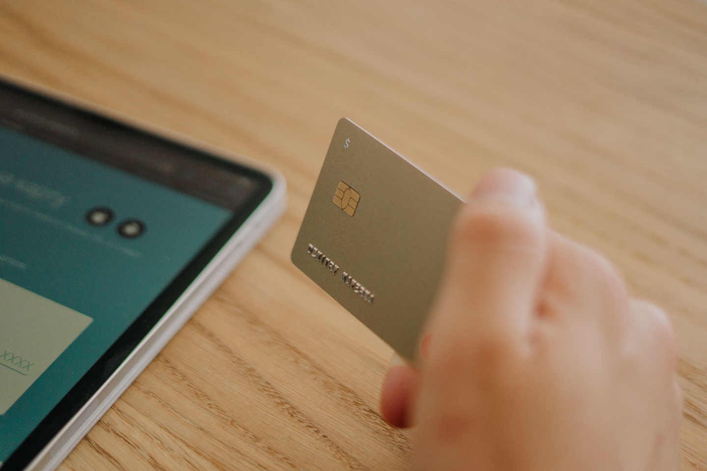 Labor raises concerns over ATO decision to stop accepting credit card payments