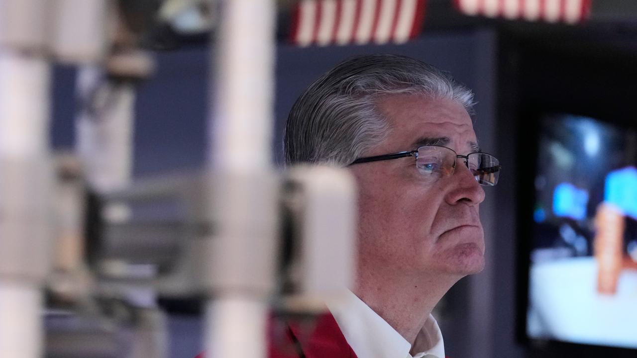 Wall St closes slightly down on renewed US-Iran tension