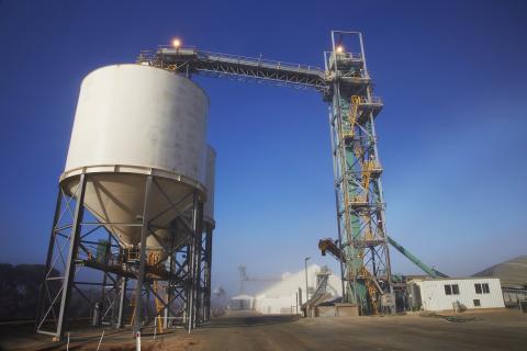 Former CBH chair seeks comeback