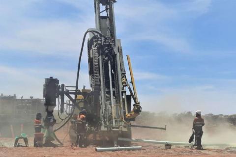 More thick pegmatites for Aldoro in WA lithium search