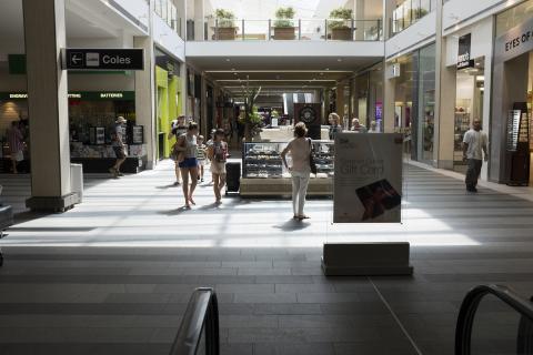 Retail sales holding up despite hurdles