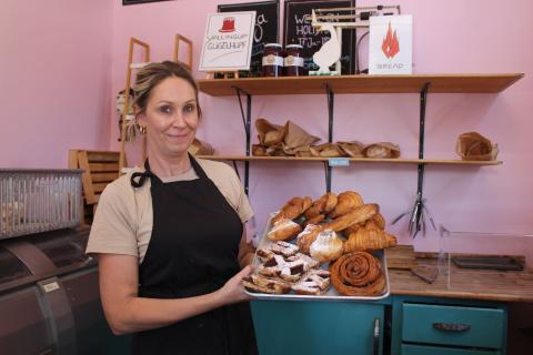 Valerie Massa-Bauer at Yallingup Gugelphupf.