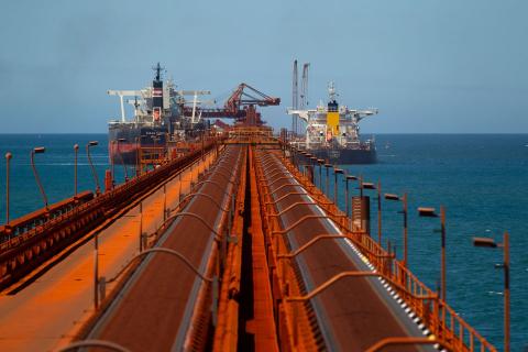 WA’s iron ore mines are still producing significant tonnages as Simandou makes initial shipments. Photo: David Henry