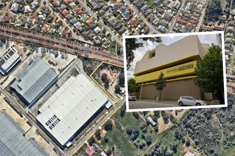National Storage proposes to build a facility in Wattle Grove. INSET: The storage warehouse in East Perth. Photo: Claire Tyrrell