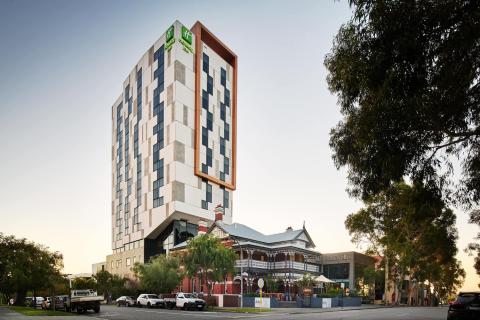 Holiday Inn West Perth