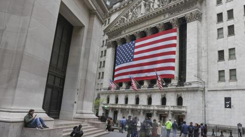 Nasdaq, S&P 500 hit fresh highs, Wall St extends gains